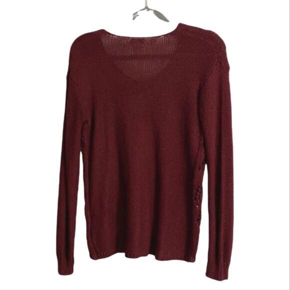 Harper V Neck Burgundy Sweater Size M - Picture 2 of 6